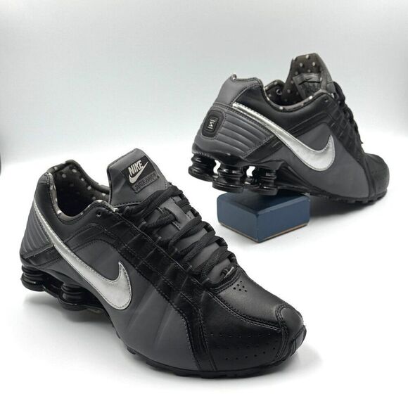 Wmns Nike Shox Junior 'Black Metallic Silver' - Picture 5 of 9